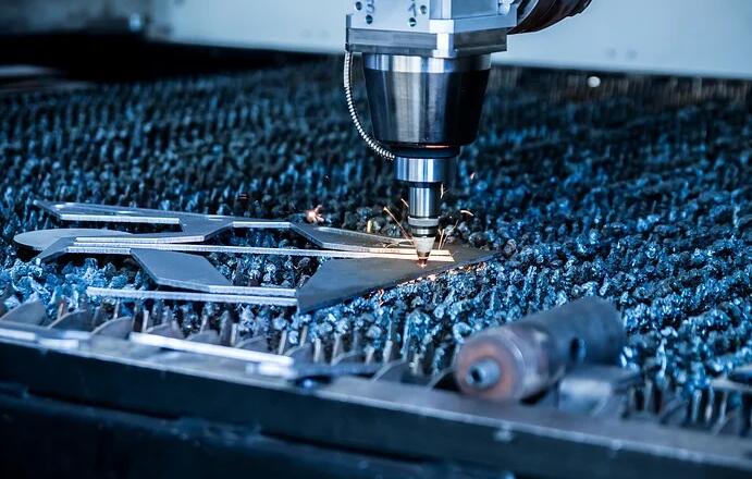 7萬到9萬小型激光切割機好不好？哪里能買？