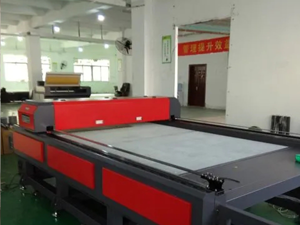 數(shù)控激光切割機(jī) 數(shù)控激光切割機(jī)